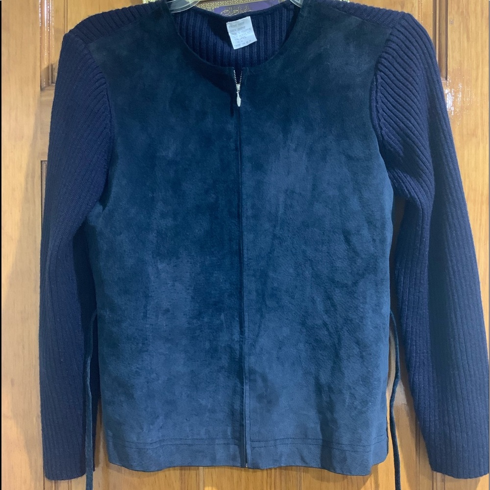 Women Beautiful Zipped Suede Blazer See Tag-Size M NWOT
